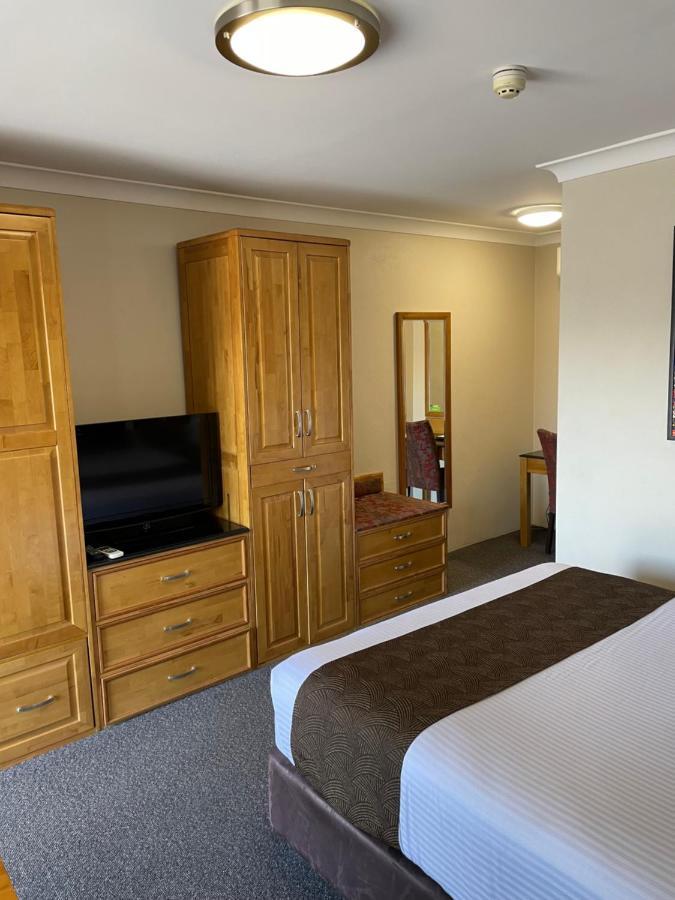 Noah'S Mid City Motor Inn Muswellbrook Exterior photo