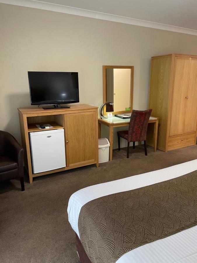Noah'S Mid City Motor Inn Muswellbrook Exterior photo