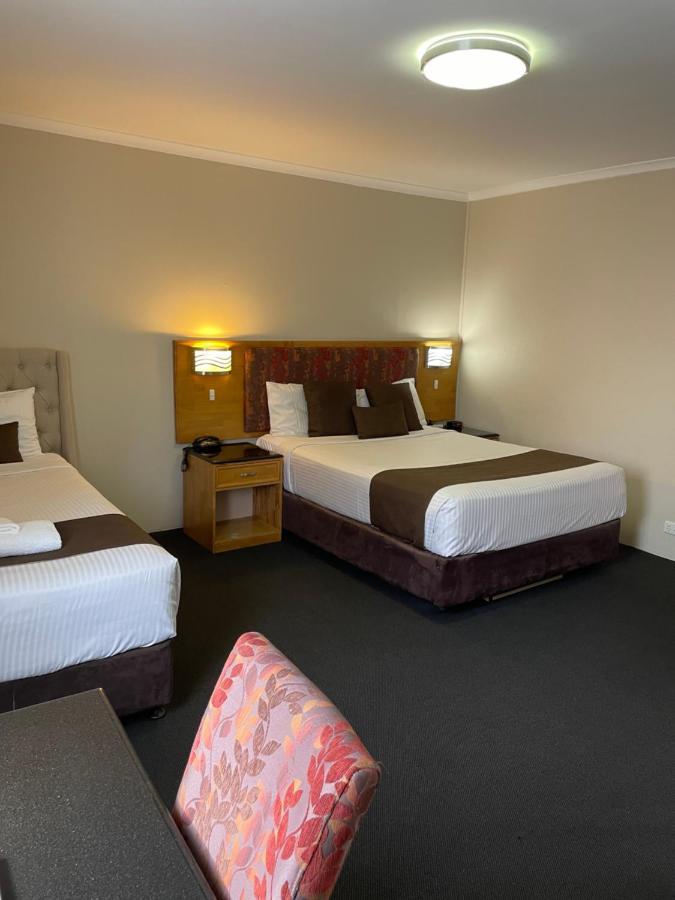 Noah'S Mid City Motor Inn Muswellbrook Exterior photo