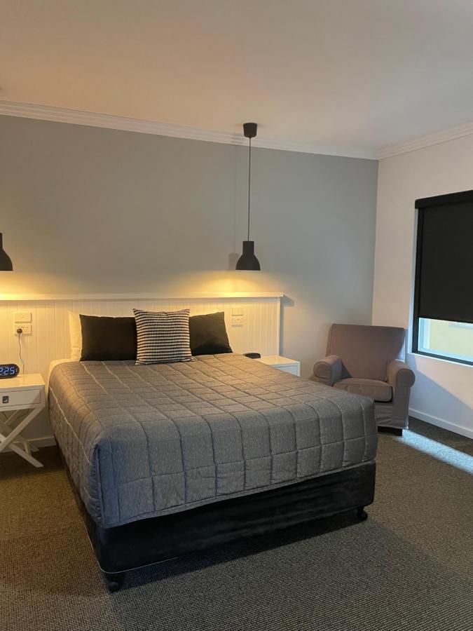 Noah'S Mid City Motor Inn Muswellbrook Exterior photo