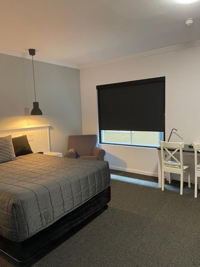 Noah'S Mid City Motor Inn Muswellbrook Exterior photo