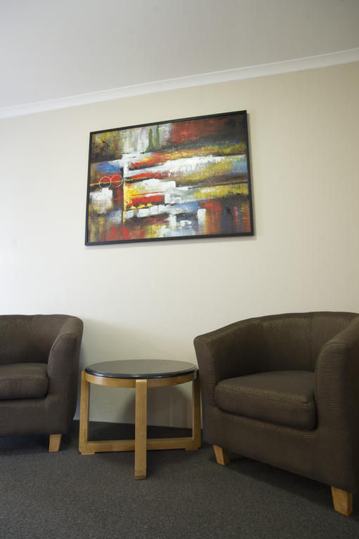 Noah'S Mid City Motor Inn Muswellbrook Room photo