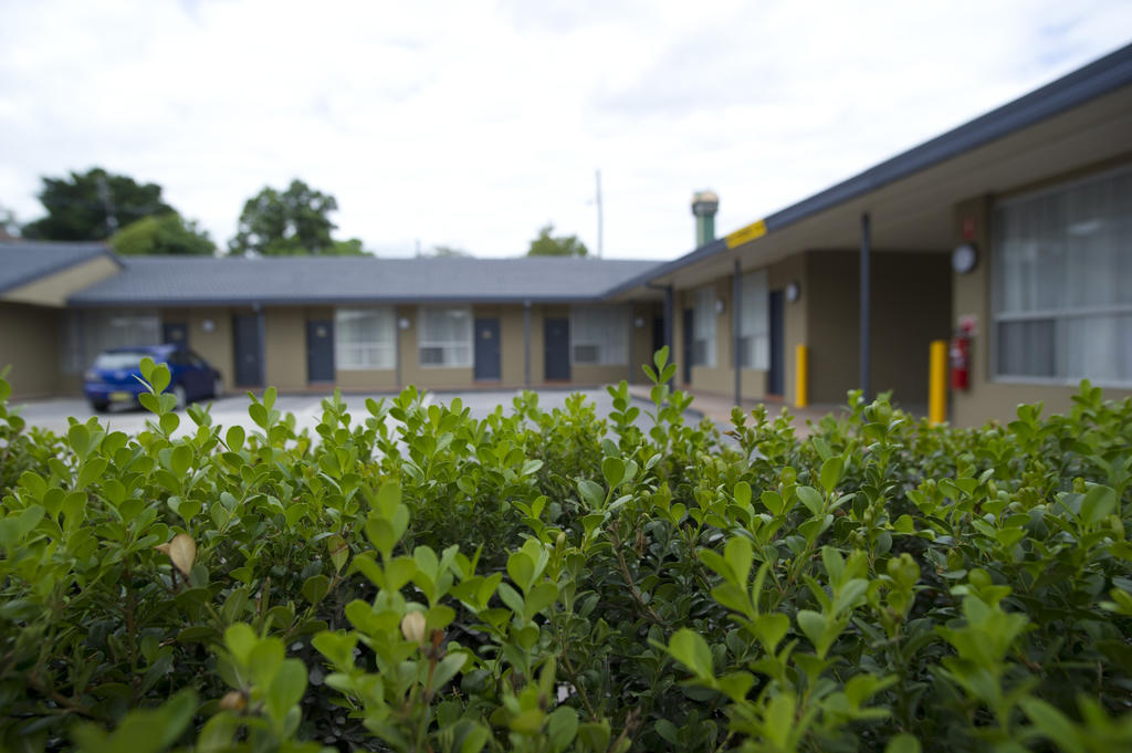 Noah'S Mid City Motor Inn Muswellbrook Exterior photo